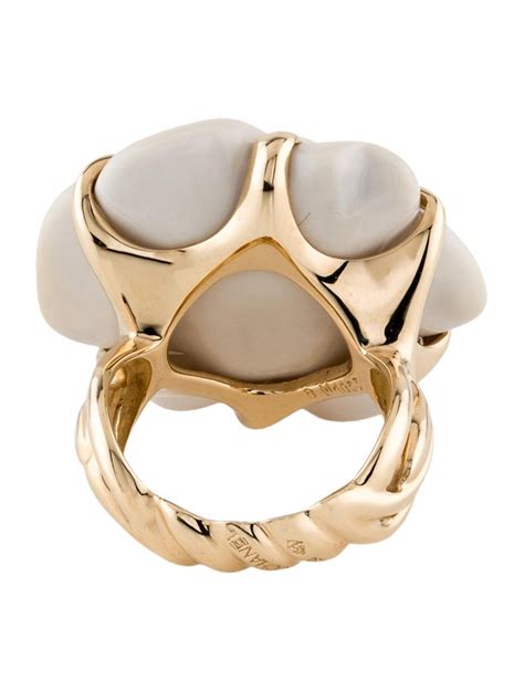 chanel white agate camellia ring|The Camélia Rings .